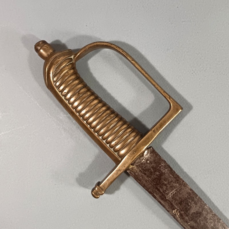 SABRE BRIQUET MODELE 1767 REVOLUTION ET EMPIRE 1790 - 1801 LAME ANCIENNE